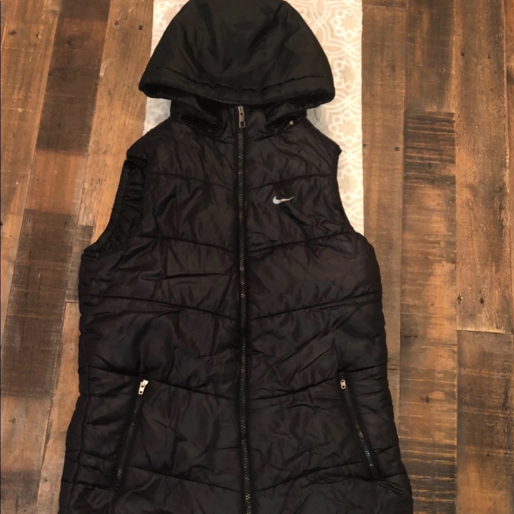 Nike vest